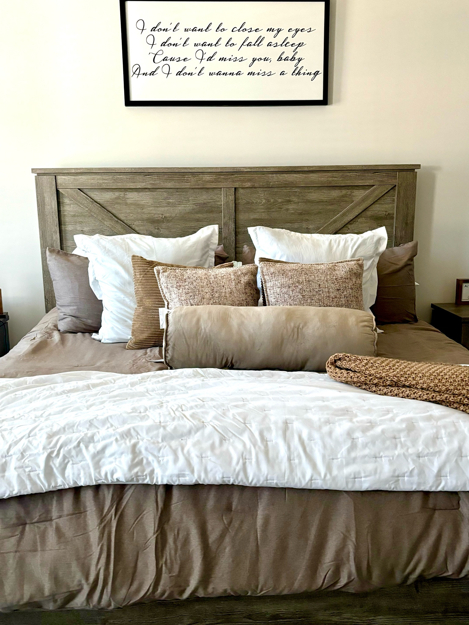 Fall * affordable * bedroom upgrade! Love how cozy it feels now. 🍂

Most items are from Home Goods. Linked similar options! 


#affordablehome #bedroom #bedroomstyle 

#LTKHome #LTKFindsUnder50