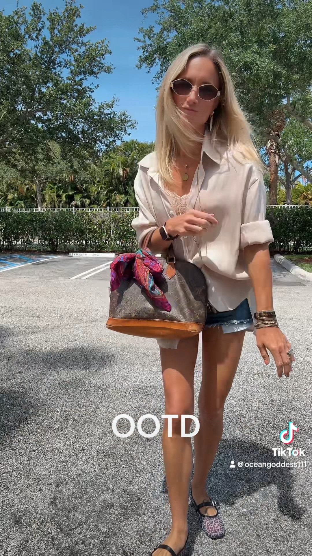 OOTD Hot just like an oven…

#LTKdayinmylife #LTKootd #LTKmomlife