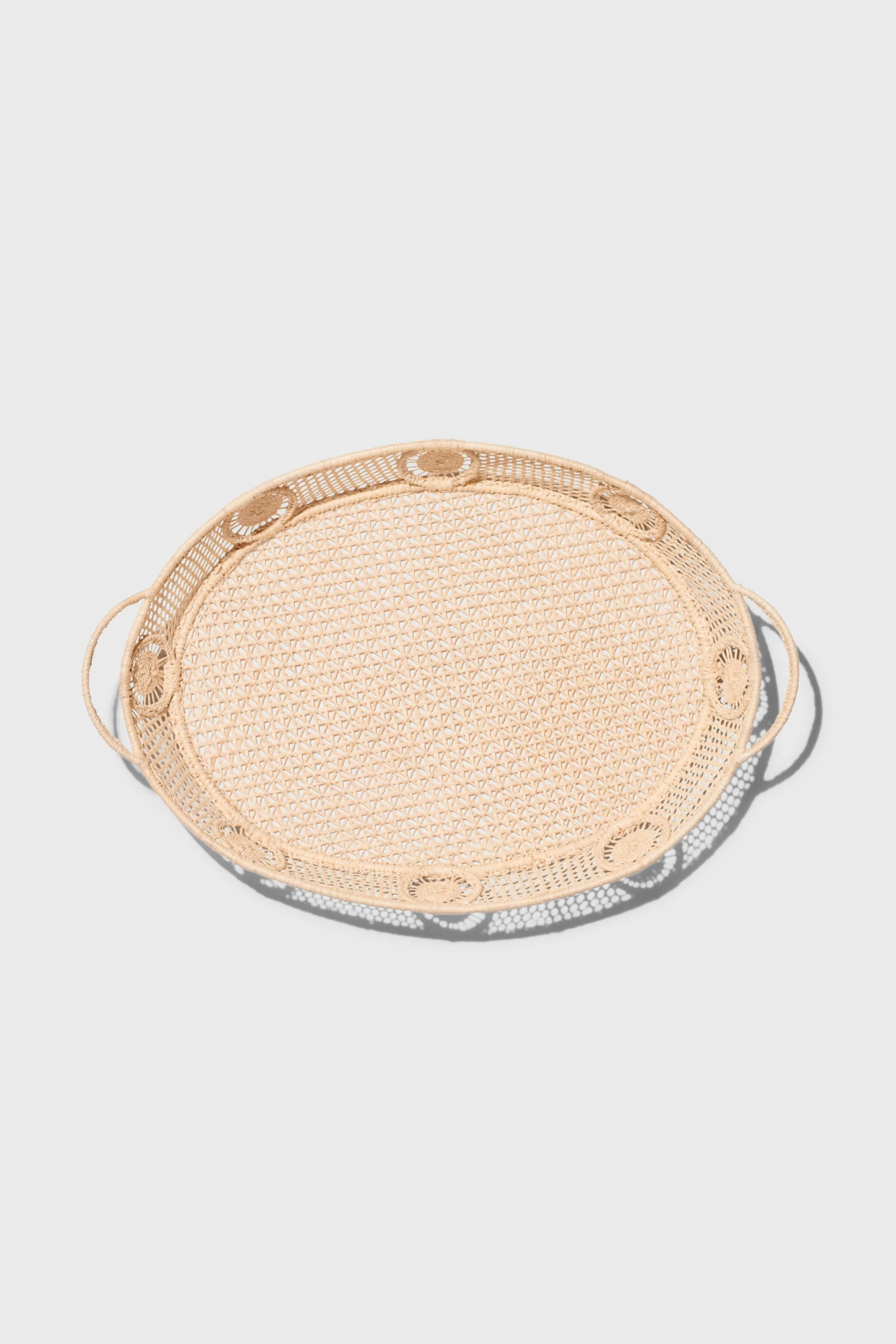 Raffia Round Tray | Tuckernuck (US)