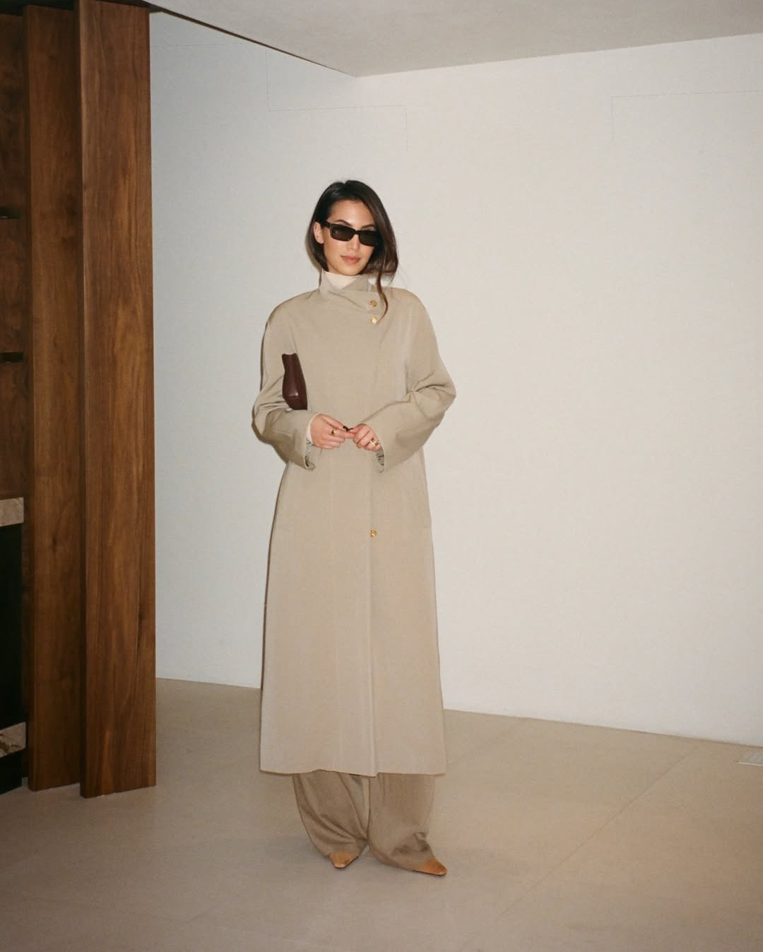 A moment for the neutrals 🤎 the dark park pants are the exact ones, just removed the gold cuffs. 

#LTKootd #LTKdayinmylife #LTKgrwm