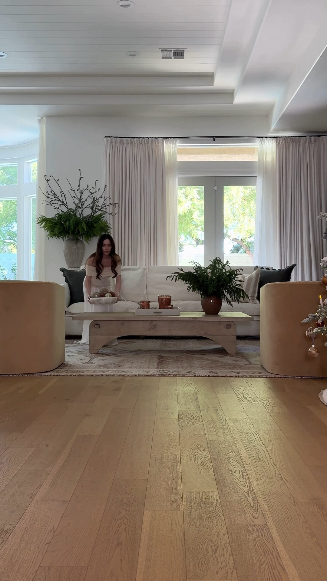 Holiday styling 

#LTKdayinmylife #LTKHome #LTKHoliday