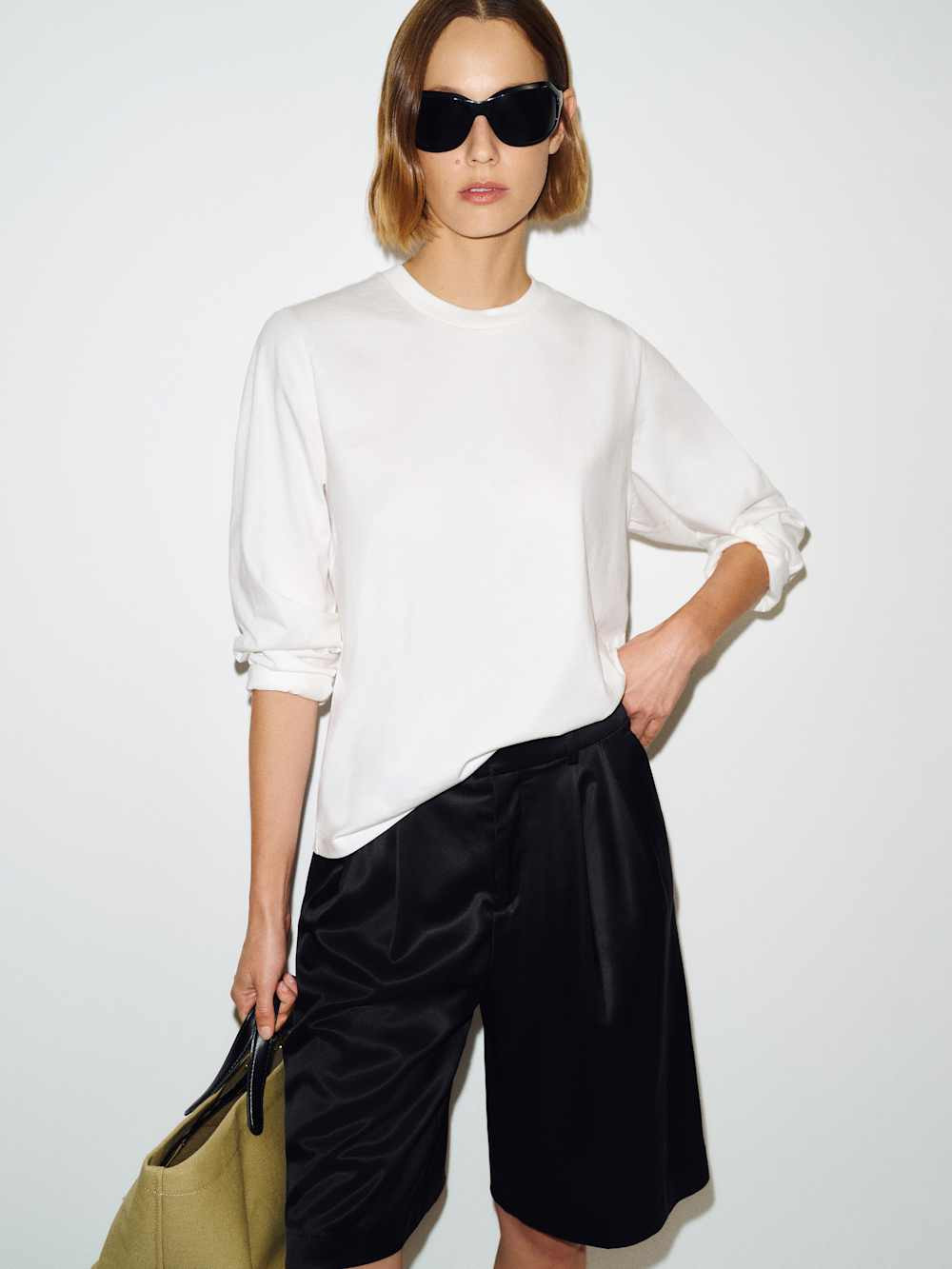 Asher Oversized Long Sleeve Tee | Reformation (Global)