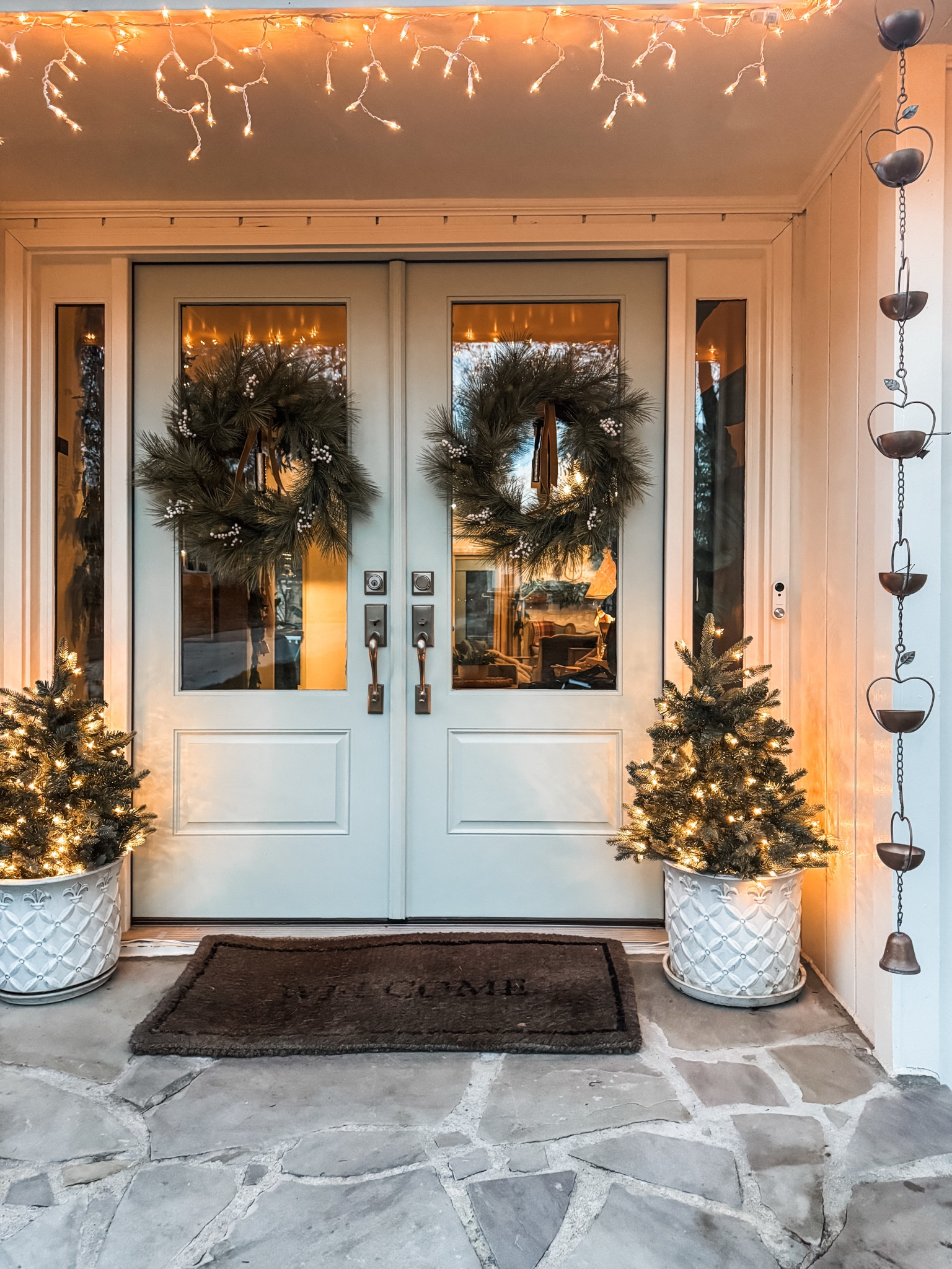 Festive front entry 🌲✨

#miniprelittree #wreath #minitree #prelit 

#LTKHoliday #LTKSeasonal #LTKHome