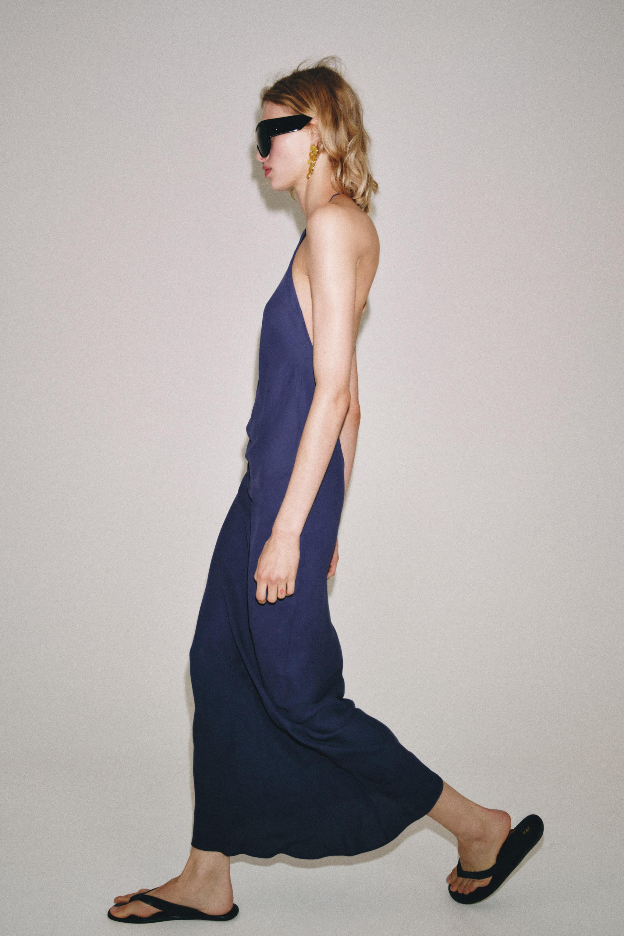 ZARA WOMAN COLLECTIONDress with main fabric made of viscose yarn. Halter neck and open back. A-li... | Zara US