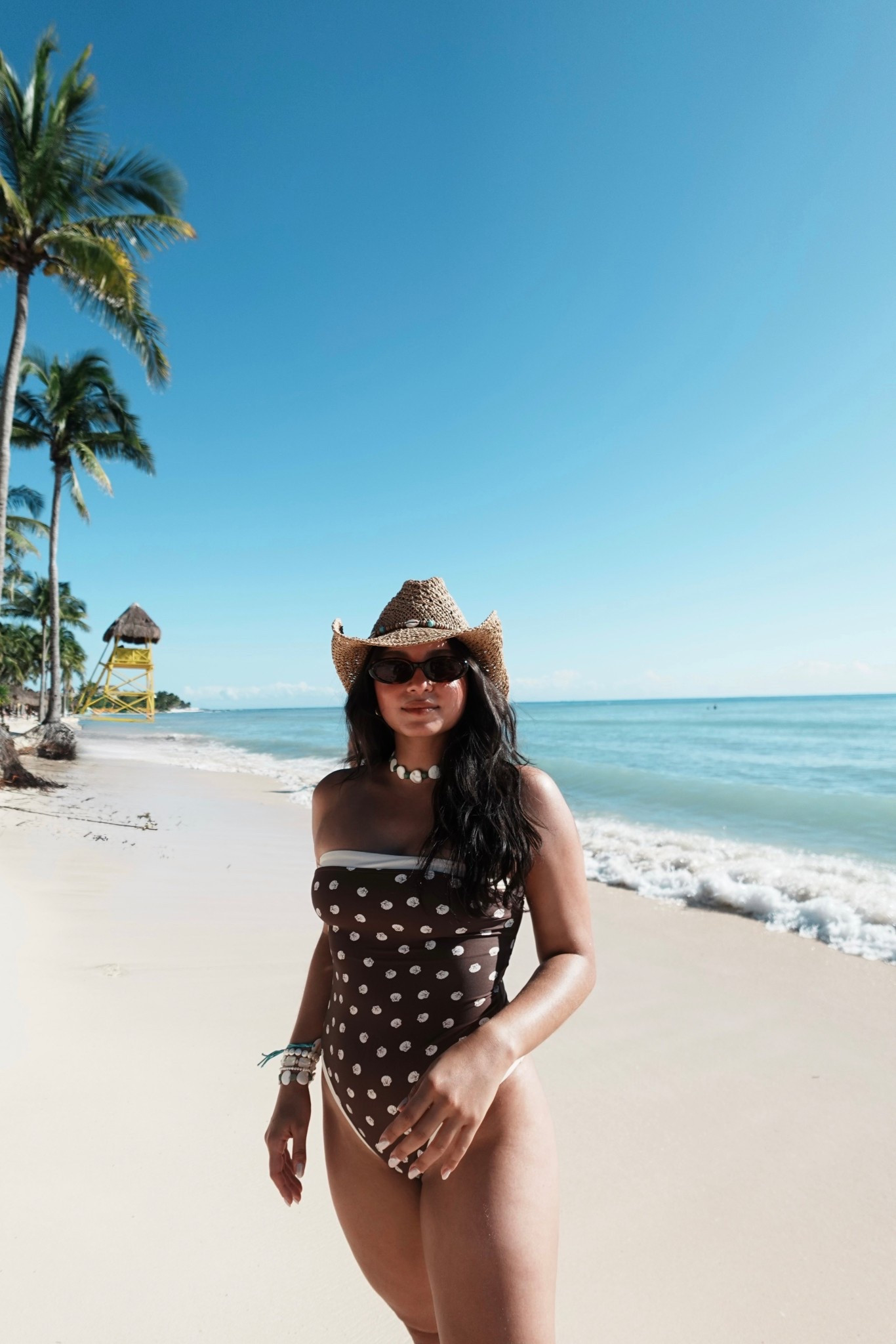 my go-to one piece bathing suit🐚 — wearing size small!

#LTKSaleAlert #LTKSeasonal #LTKHoliday