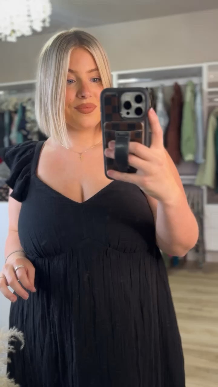 Walmart maxi dress is a 10/10!! Wearing a size large😍 

#walmart #walmartfashion #walmartoutfit #midsizeoutfit #midsizeoutfits #summeroutfits #summeroutfit #midsize #midsizestyle #midsizegals #walmartoutfits #walmartstyle #walmartfind #walmartfinds #maxidress #maxidresses

#LTKMidsize #LTKFindsUnder50 #LTKSaleAlert