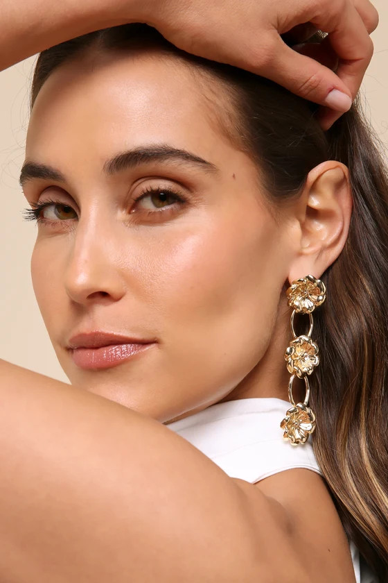 Fancy Flourishment Gold Flower Chain Statement Earrings | Lulus