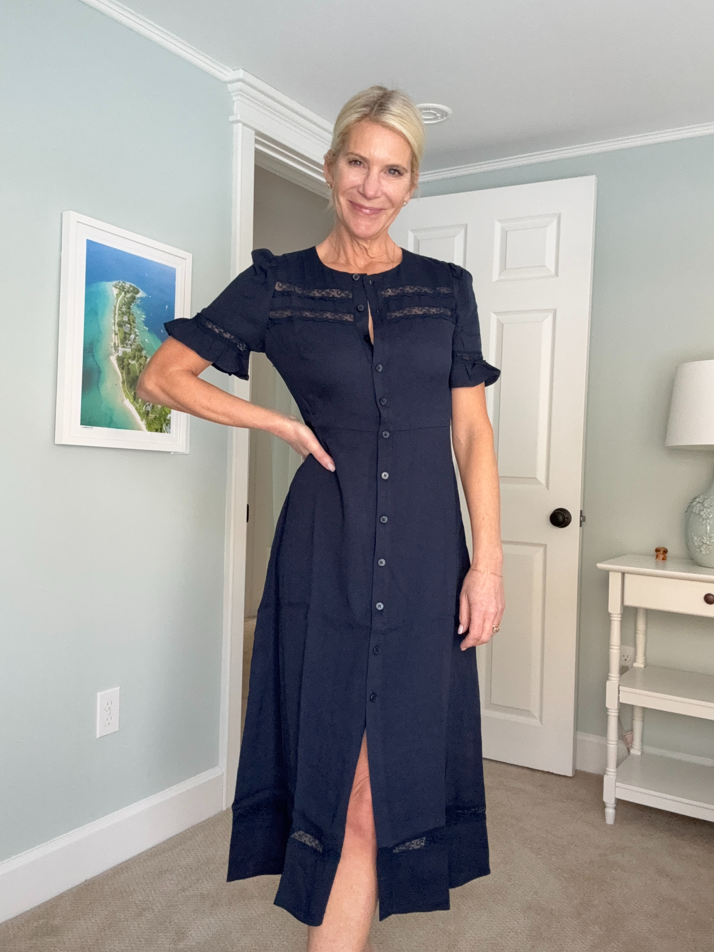 Just clean, feminine, and ridiculously easy to wear. Throw it on and suddenly you look like you planned your life out this morning. (We love that for us.)

@onequince @Shop.LTK
#quincepartner #liketkit 

 #LTKdayinmylife #LTKgrwm #LTKootd