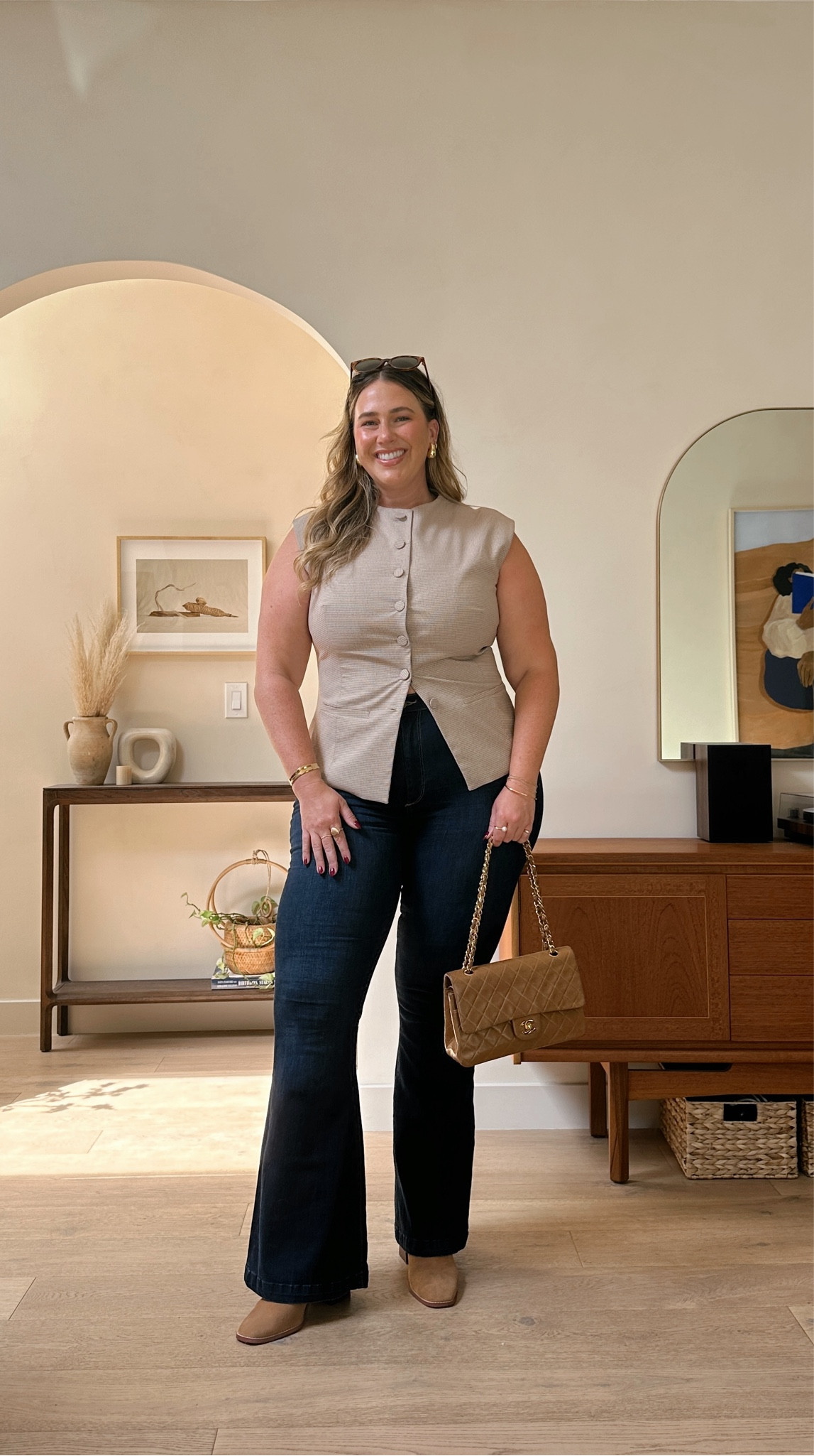 75 days of OOTDS | Day 14/75

Jeans: size 33
Top: size XXL (Zara code: 4661/103)
Bag: Vintage 
Boots: linking similar

#LTKMidsize #LTKSeasonal #LTKPlusSize