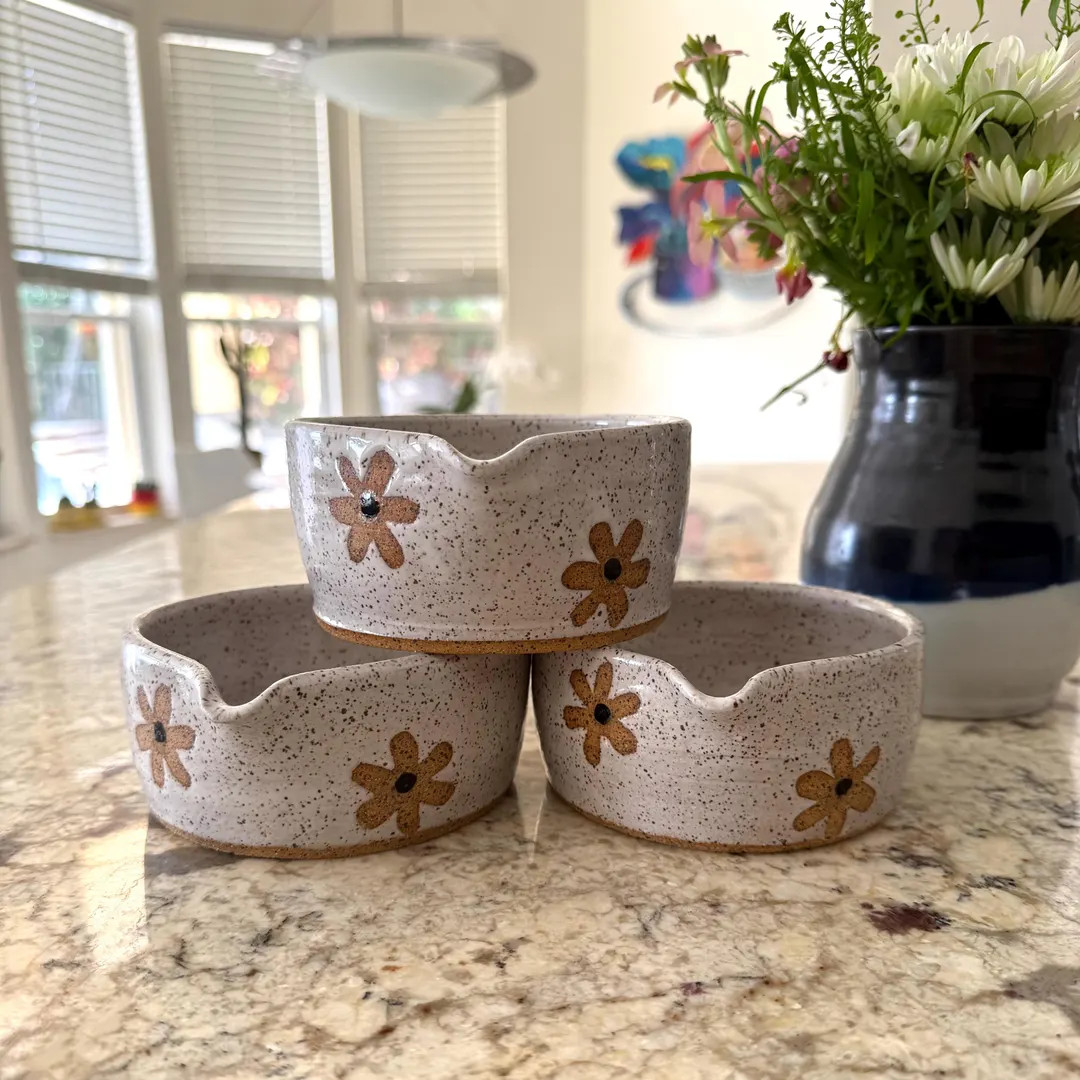 Wildflower Ceramic Matcha Bowl: Tea Bowl with Spout | Etsy (US)