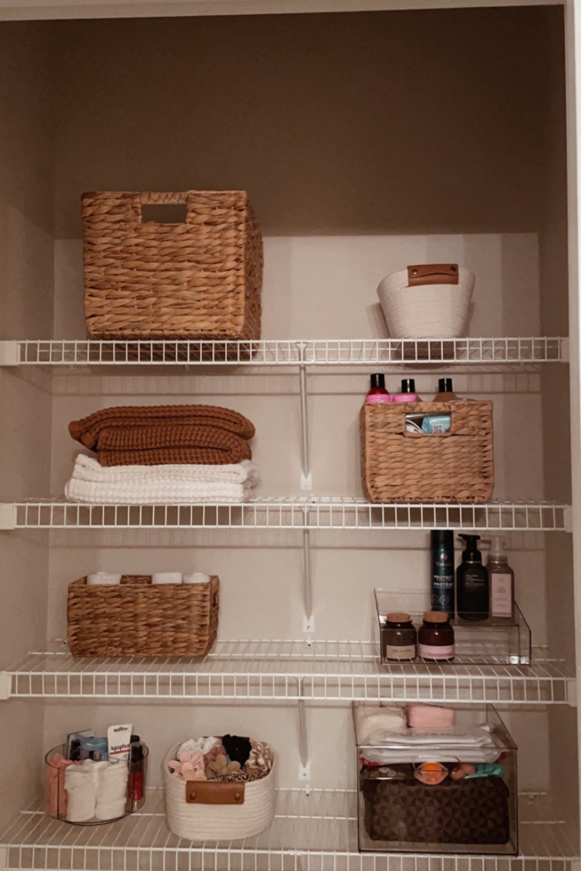 Master bath closet organization 🧺

#LTKhome #LTKfindsunder50 #LTKSpringSale
