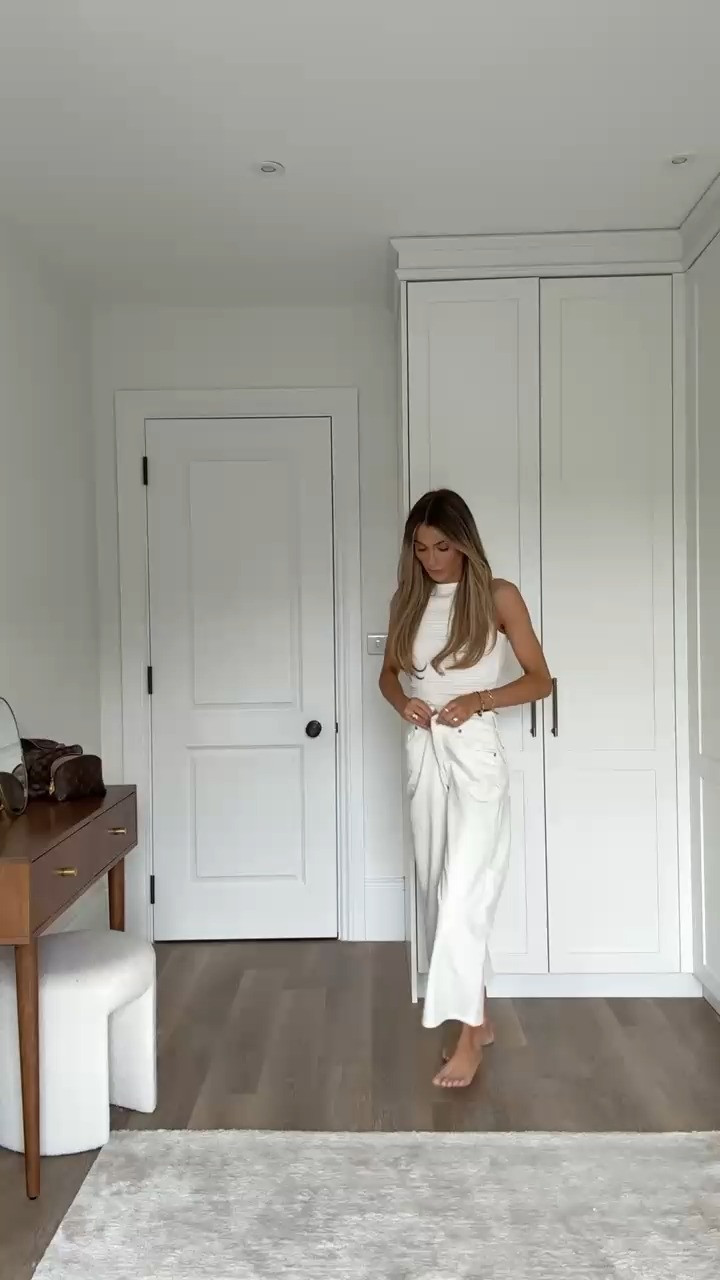 All white outfit for the day! 

abercrombie l polene l bag l jeans l summer 

 #LTKuk #LTKsummer