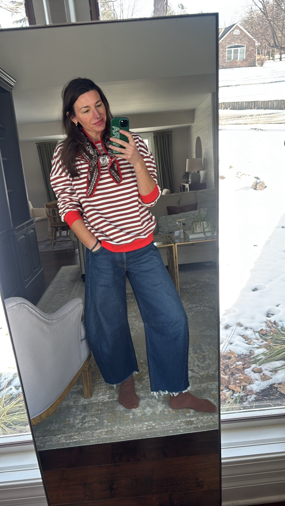 Wearing a medium in the sweatshirt 

#LTKgrwm #LTKootd #LTKdayinmylife