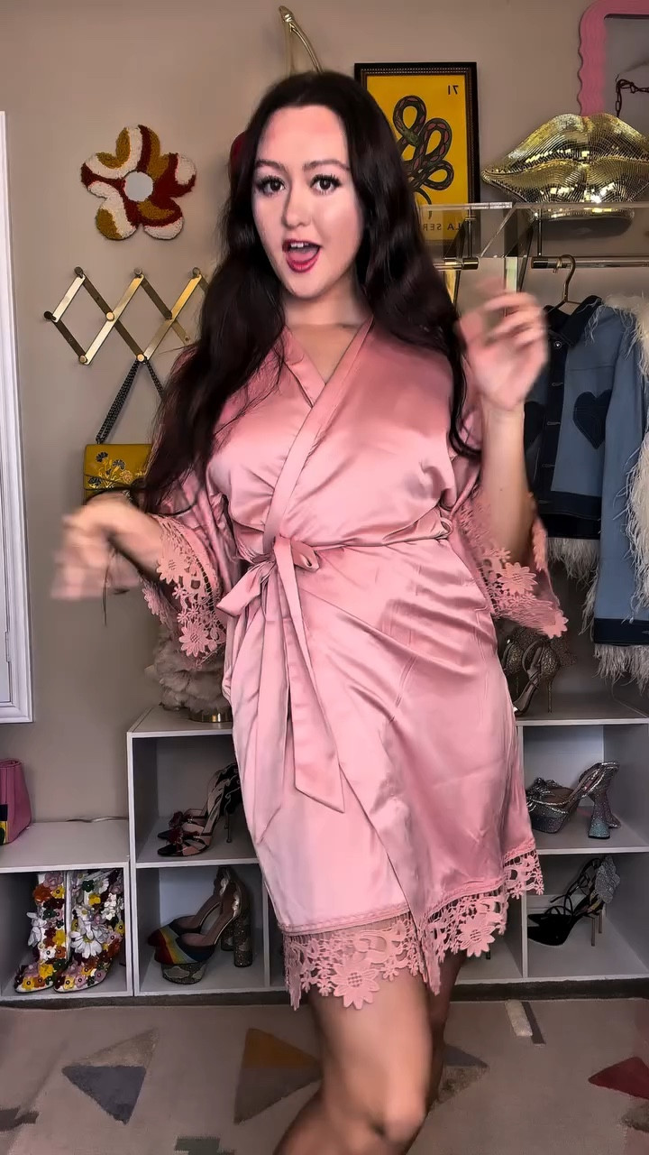 Maximalist wedding guest style is all about bold confidence, layered textures, and statement details that tell a story. 💫 Think vibrant colors, statement accessories, luxe fabrics—and of course, unforgettable jewelry that pulls it all together.

In this reel, I’m showing you how to elevate your wedding guest look with standout pieces from Dhwani Bansal—where every design feels like wearable art. From sculptural earrings to intricate statement pieces, the key is to *lean in*, not hold back. More is more, and the magic is in the mix.

✨ Style tip: Start with some hero pieces (like bold earrings or a statement necklace), then build your outfit around it with complementary textures, colors, and layers.

Save this for your next wedding invite and don’t be afraid to go all out. 💃

#MaximalistStyle #WeddingGuestOutfit #StatementJewelry #Jewelry #FashionInspo

maximalist fashion, wedding guest outfit ideas, statement jewelry styling, how to dress maximalist, bold wedding guest looks, Dhwani Bansal jewelry, jewelry styling, colorful wedding outfits, fashion reel ideas, layered jewelry trend