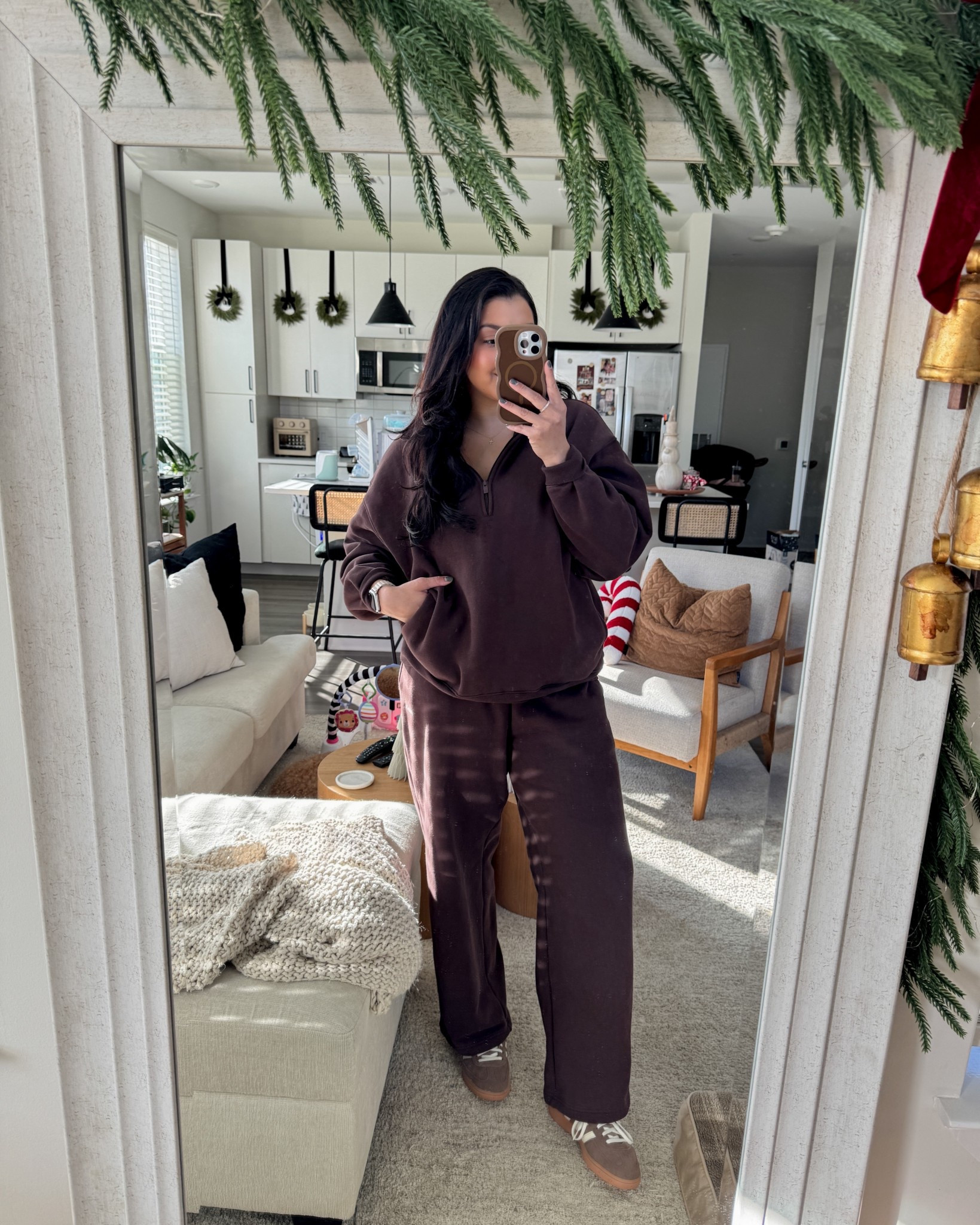 Mom OOTD - wearing size L

#LTKmomlife