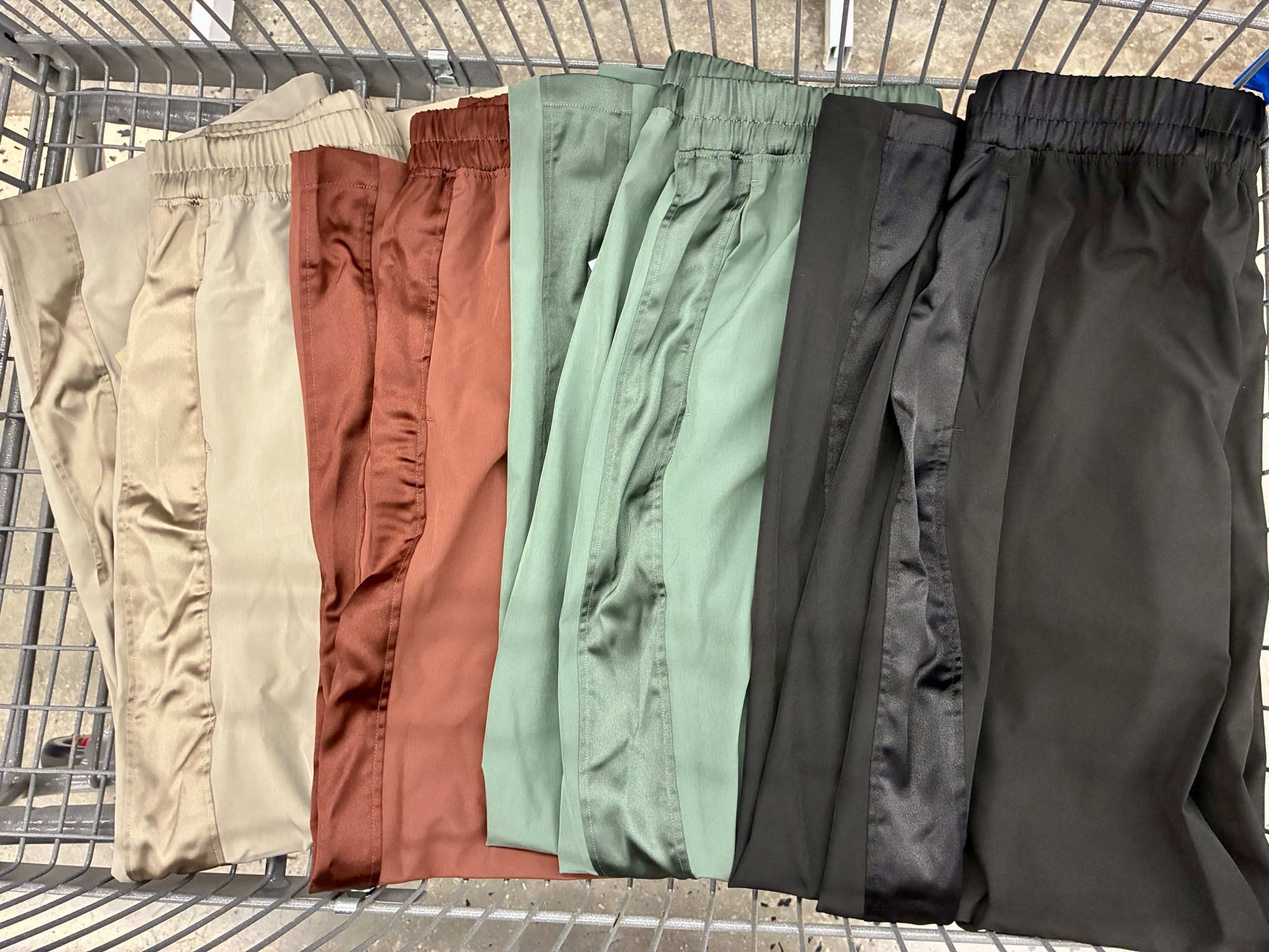 These new lounge pants are so cute! 😍 I loveeeee the satin detail down the side!

#LTKgrwm #LTKootd #LTKdayinmylife