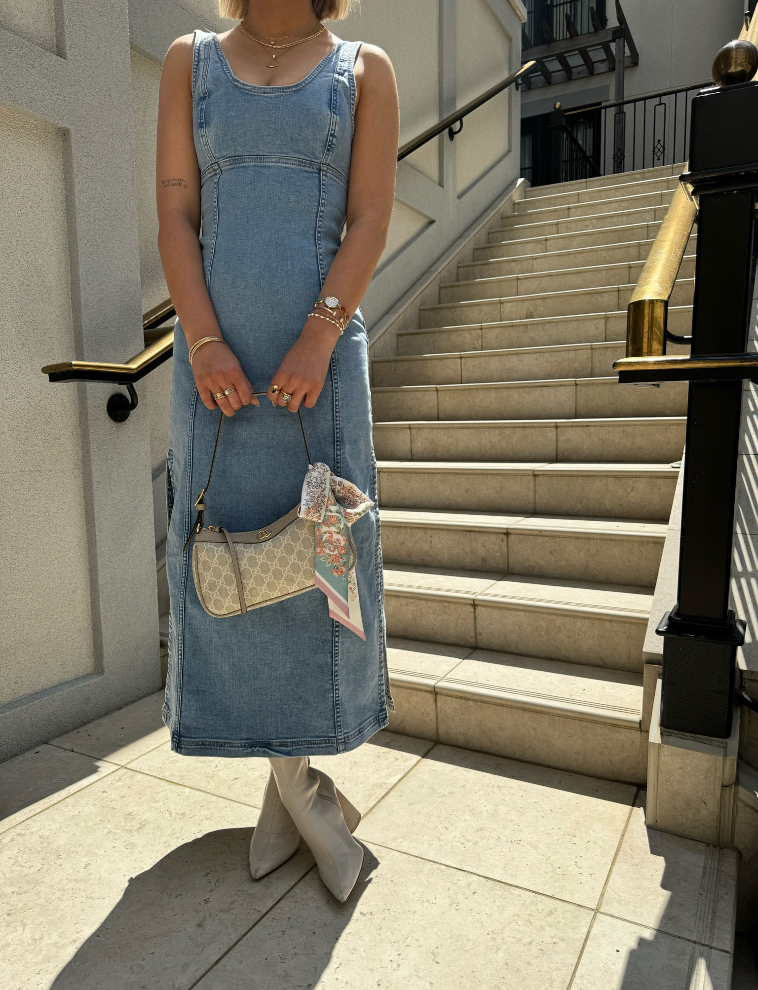 denim dress! so stretchy & comfy! perfect for concerts too!! 🤠


#denim #dress #countryconcert #concertoutfit #college #nashville 

#LTKfindsunder50 #LTKtravel #LTKfindsunder100