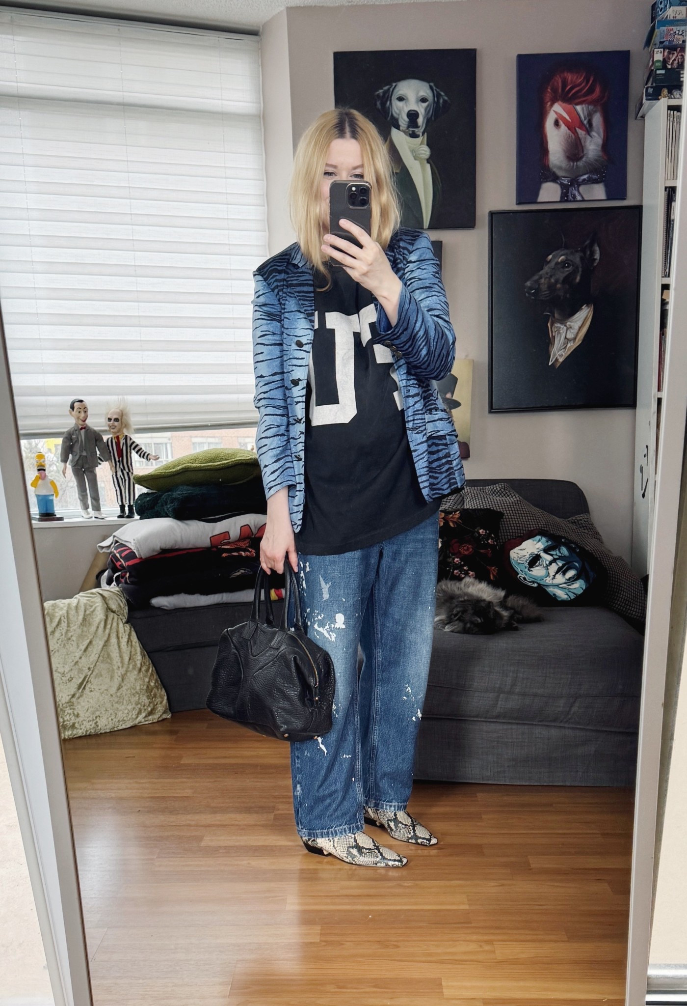 Distressed tweed or campy tiger? 
Blazer, jacket, and bag are vintage/preloved  




#LTKSeasonal #LTKOver40 #LTKootd