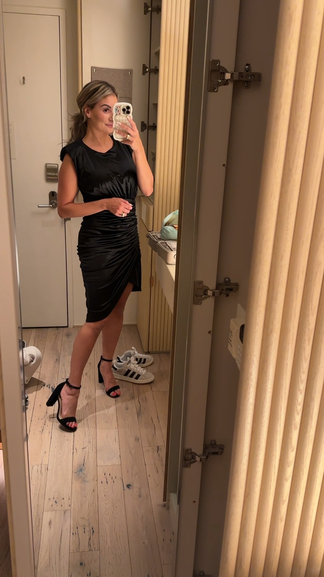 Shop my day one night look! Dress was so comfortable and flattering 🙌🏽 let’a also talk about how easy it was to walk around in these heels!!

Dresses, heels & more

#LTKstyletip #LTKfindsunder100 #LTKmidsize