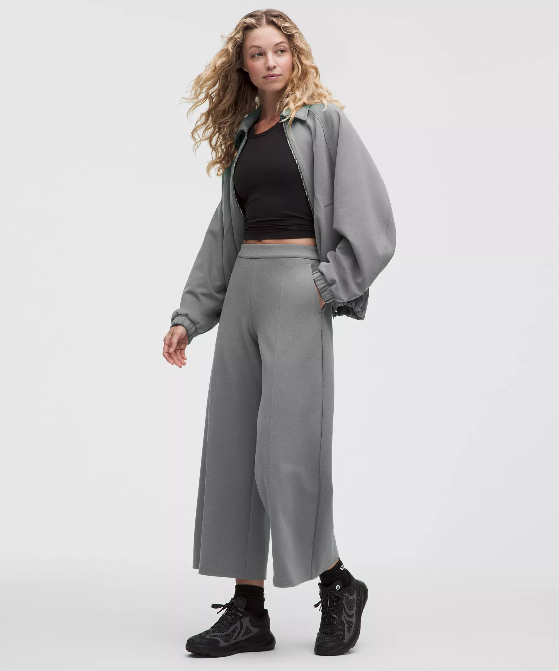 Daydrift Mid-Rise Cropped Wide-Leg Trouser *Twill | Women's Trousers | lululemon | Lululemon (US)