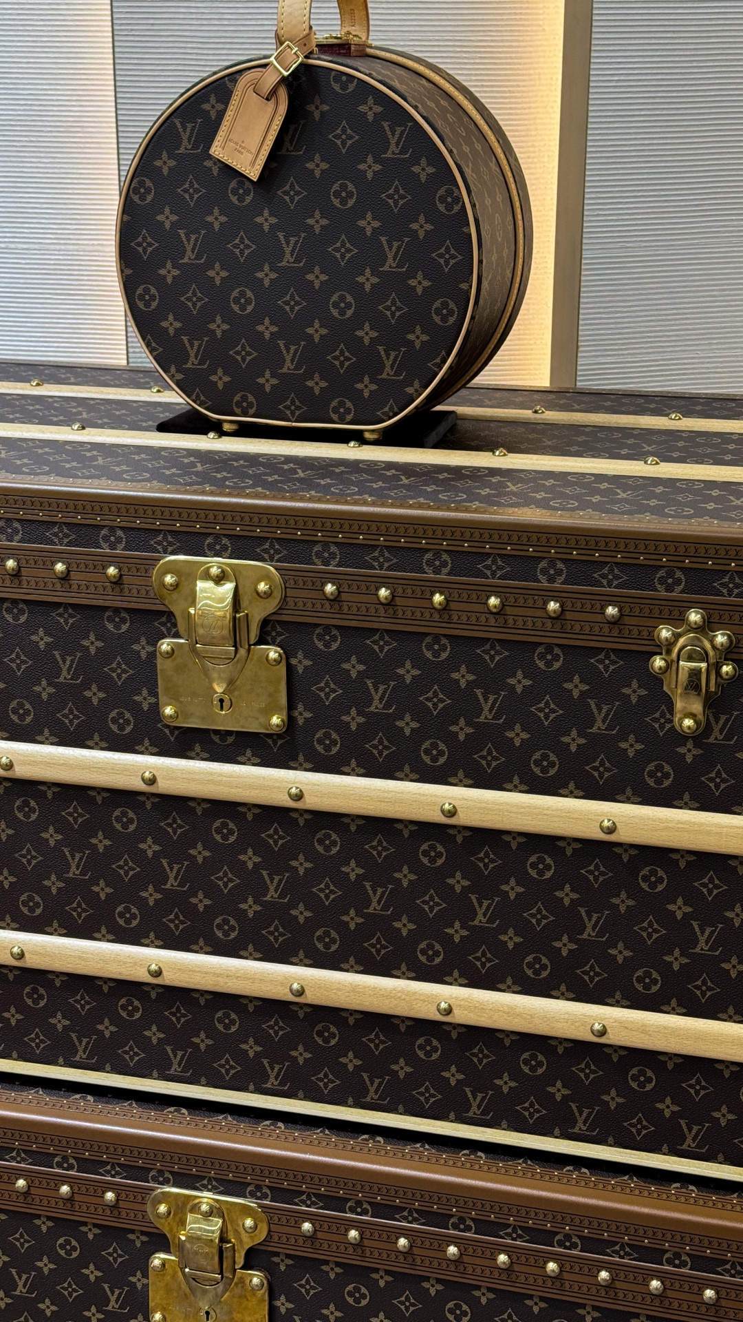 If you are looking for a free fashion exhibition in Paris then have a look at the Louis Vuitton Art Deco exhibition!

#LTKtravel #LTKeurope