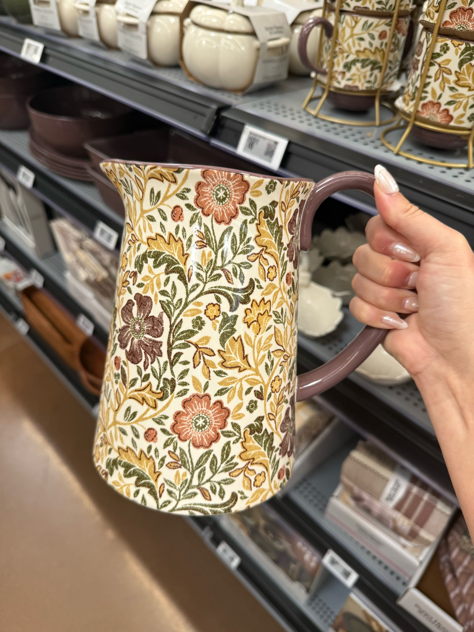 Floral pitcher 

Hosting essentials fall home decor Walmart finds

#LTKmomlife #LTKSeasonal #LTKHome