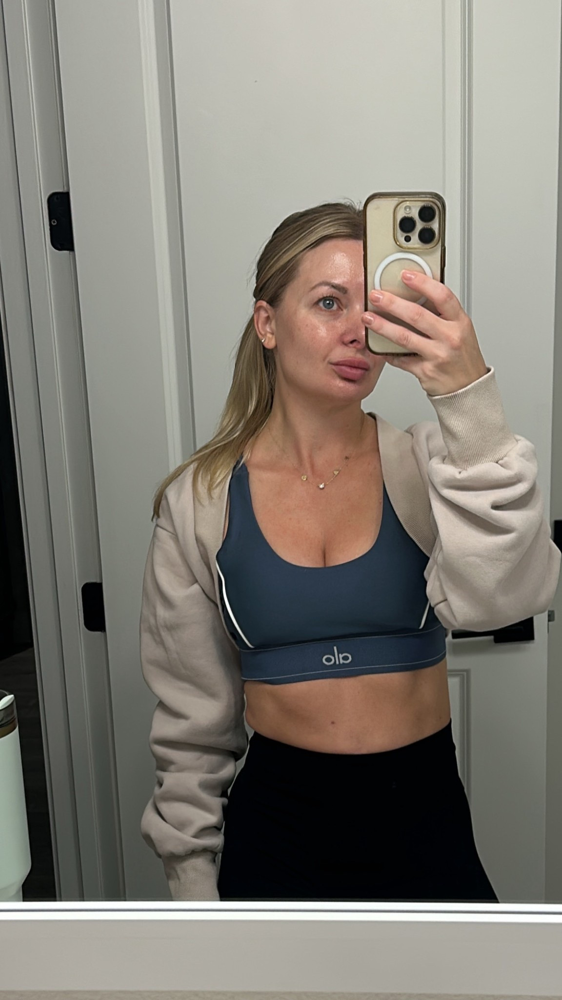 Athletic but make it cozy and drop off friendly 🍂💙👟

#LTKActive #LTKPetite #LTKSeasonal