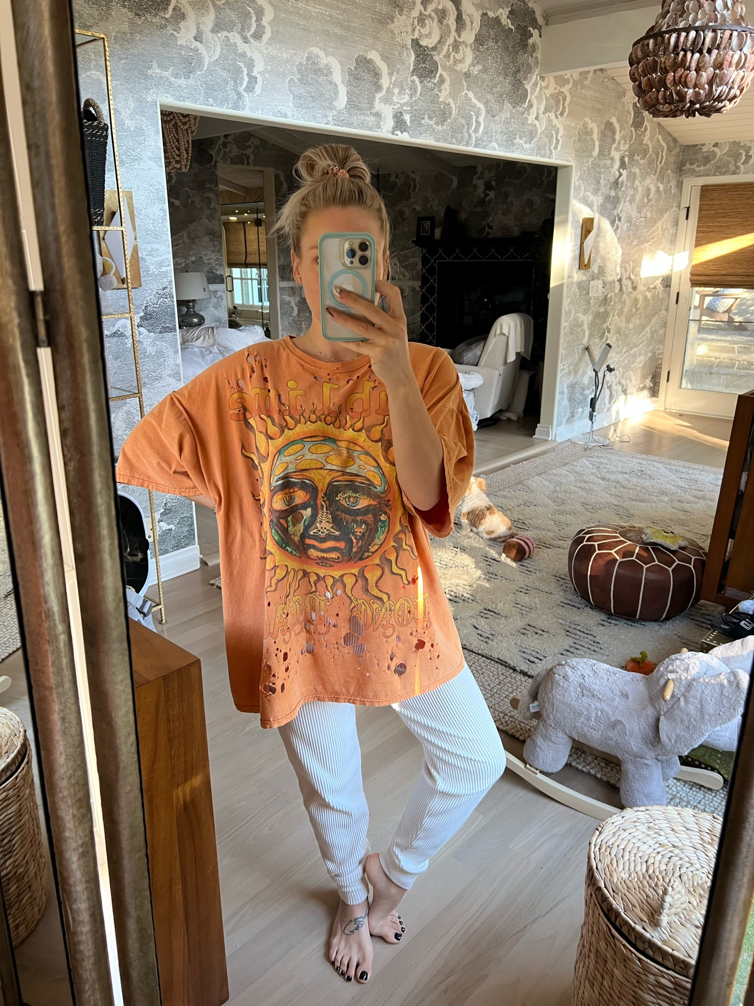 Love my UO graphic tees 💛💛 they are 20% off right now too 

#LTKunder100 #LTKSeasonal #LTKsalealert