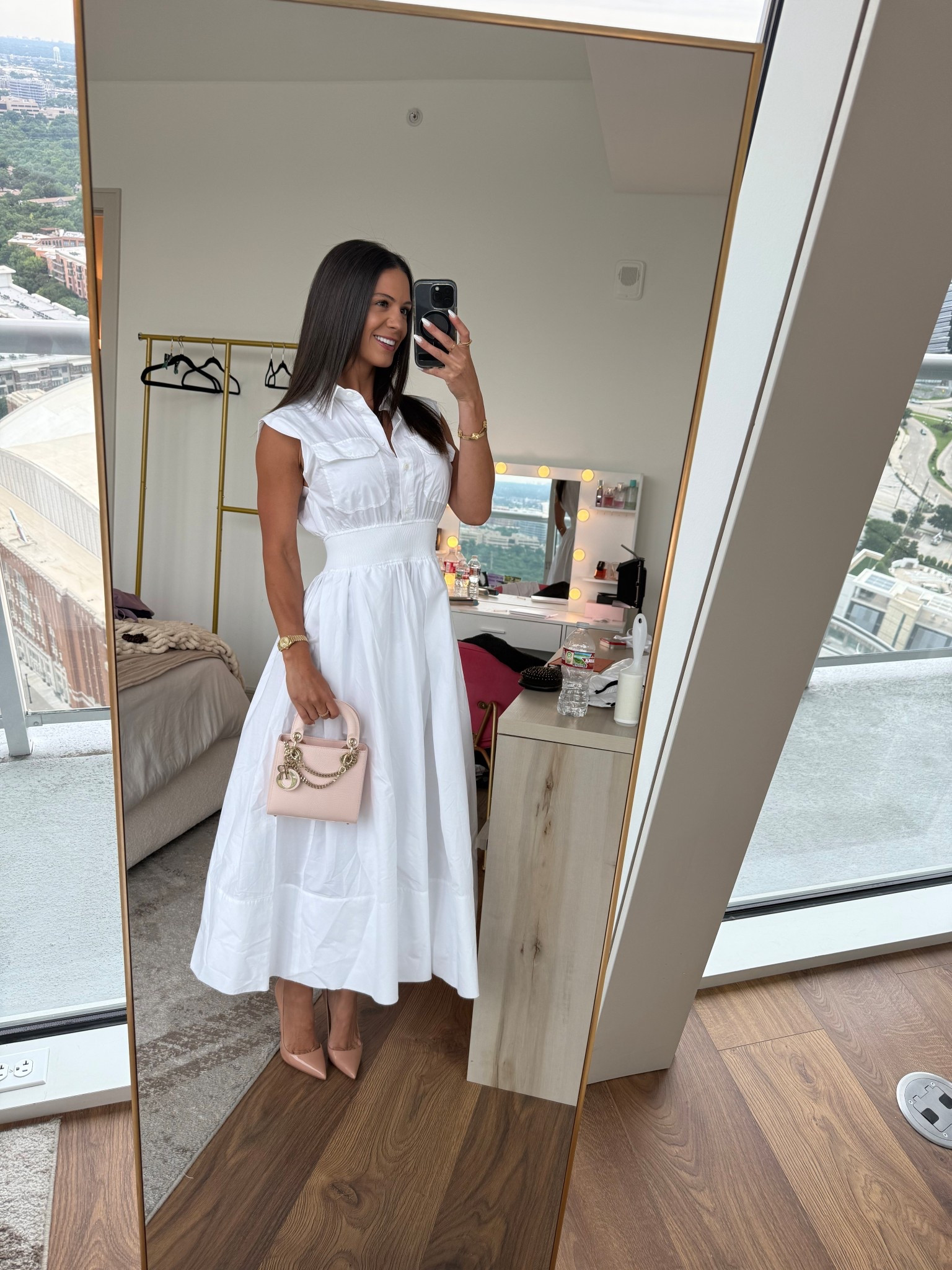 Omg one of my favorite dresses for half the price it’s looks almost identical! 