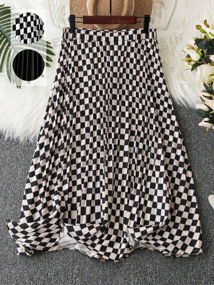 SHEIN Clasi Plus Checkerboard Print Pleated Skirt | SHEIN