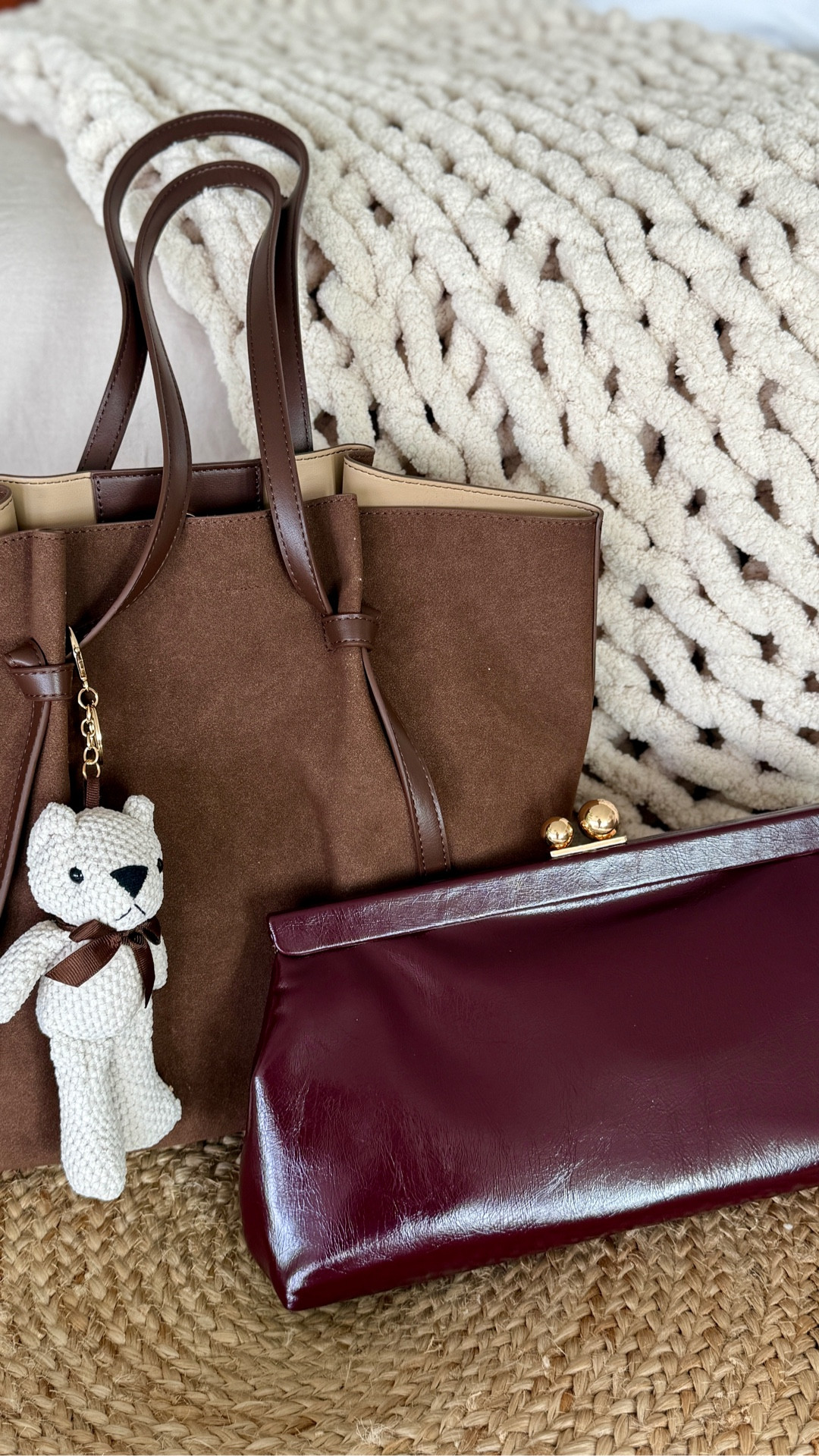 Help me decide which bag I should wear today!! I cannot choose, they’re both so cute and perfect for Fall!

Option 1: burgundy vegan leather kisslock clutch

Option 2: brown vegan suede tote with cutey teddy bear charm

Okay, which one???

#UExME
#kisslockbag #suedebag #fallpurses 

#LTKFindsUnder100 #LTKStyleTip #LTKItBag