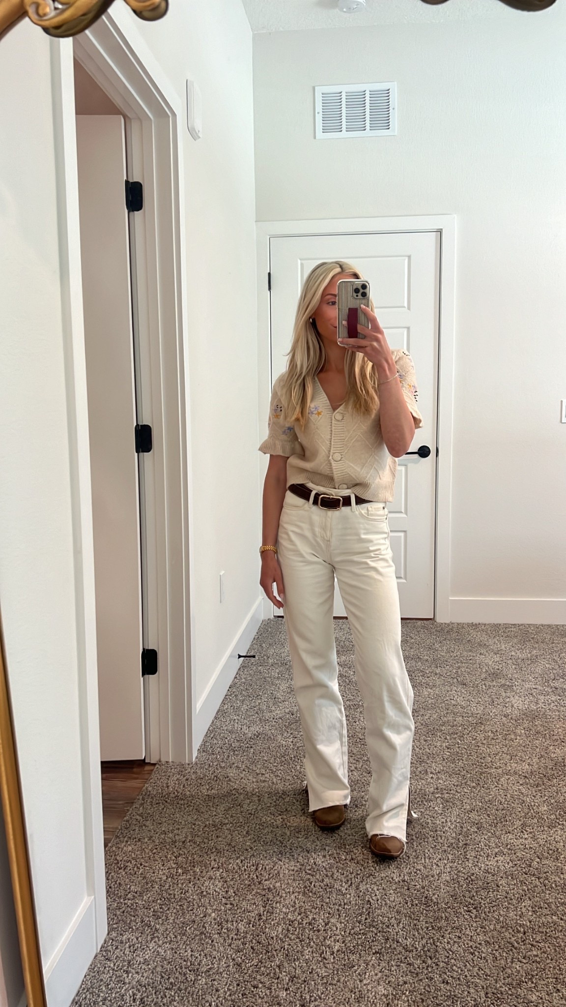 Jeans are Zara, linked similar ones I have!

#LTKSeasonal #LTKStyleTip #LTKWorkwear