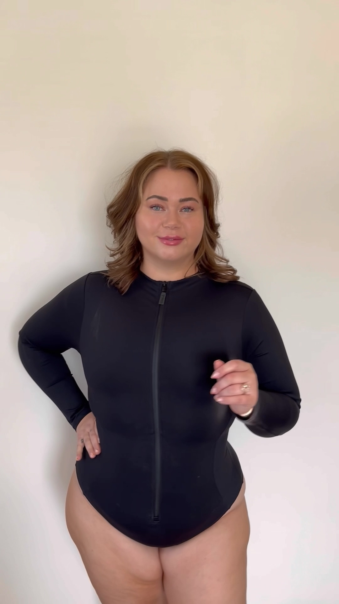 👏🏼WORTH 👏🏼THE👏🏼HYPE👏🏼

@ta3 has really gone and done it with the Surfy! 
She’s chic, she’s supportive, and she’s #snatched!

#LTKVideo #LTKplussize #LTKswim