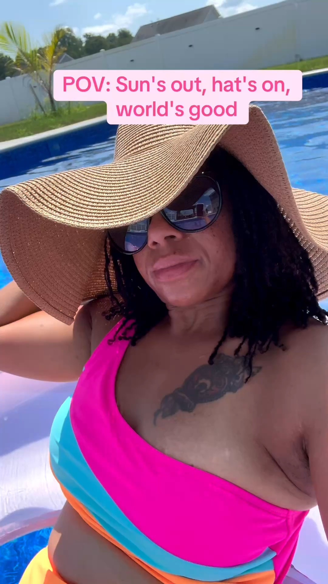 Happy Sunday! #sunnysunday #poolfloating #imthevibe #floataway #ahha

#LTKdayinmylife #LTKselfcare #LTKSeasonal