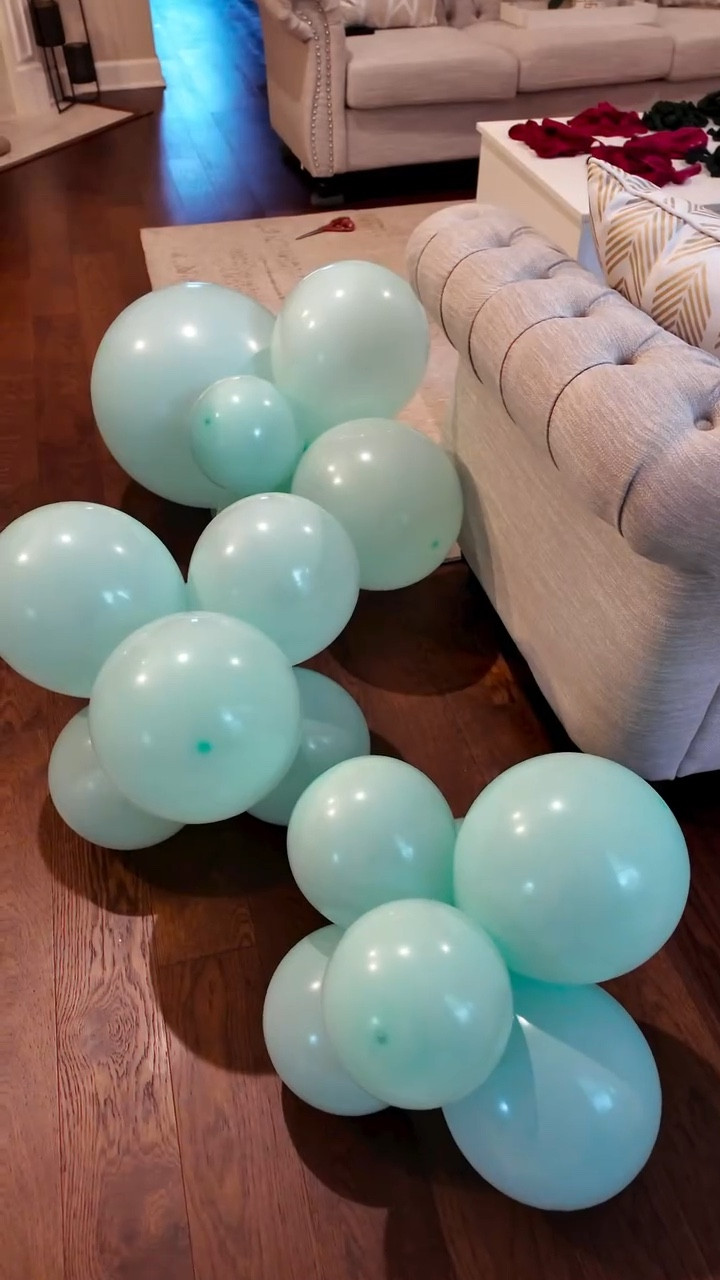 Day 3: DIY Series 

Watch me assemble balloon garlands!

I made 3 clusters of 6 with different sizes. I connected the clusters and then added the small balloon clusters.

I love how they came out for the event!!

#balloongarland #balloondecor #diyballoongarland #diyballoon

#LTKBaby #LTKKids #LTKParties