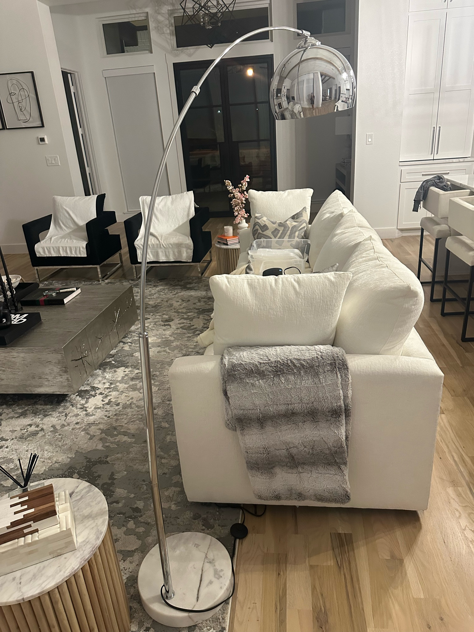 New amazon floor decor lamp under $100 
Living room


#LTKFindsUnder50 #LTKHome #LTKFindsUnder100