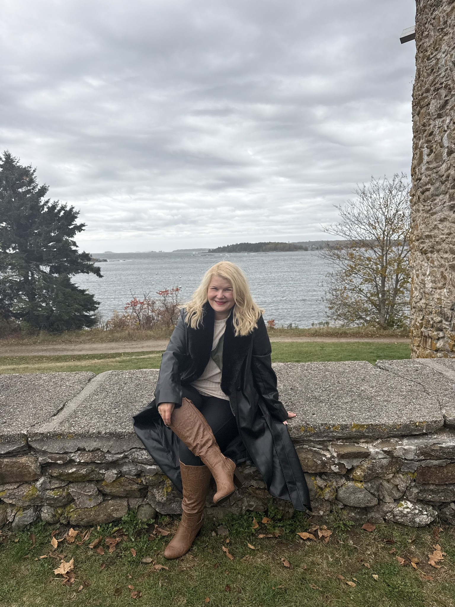 I threw my faux leather jacket from Lulus on over my outfit today when I went out to run errands. 

#LTKPetite #LTKActive #LTKootd