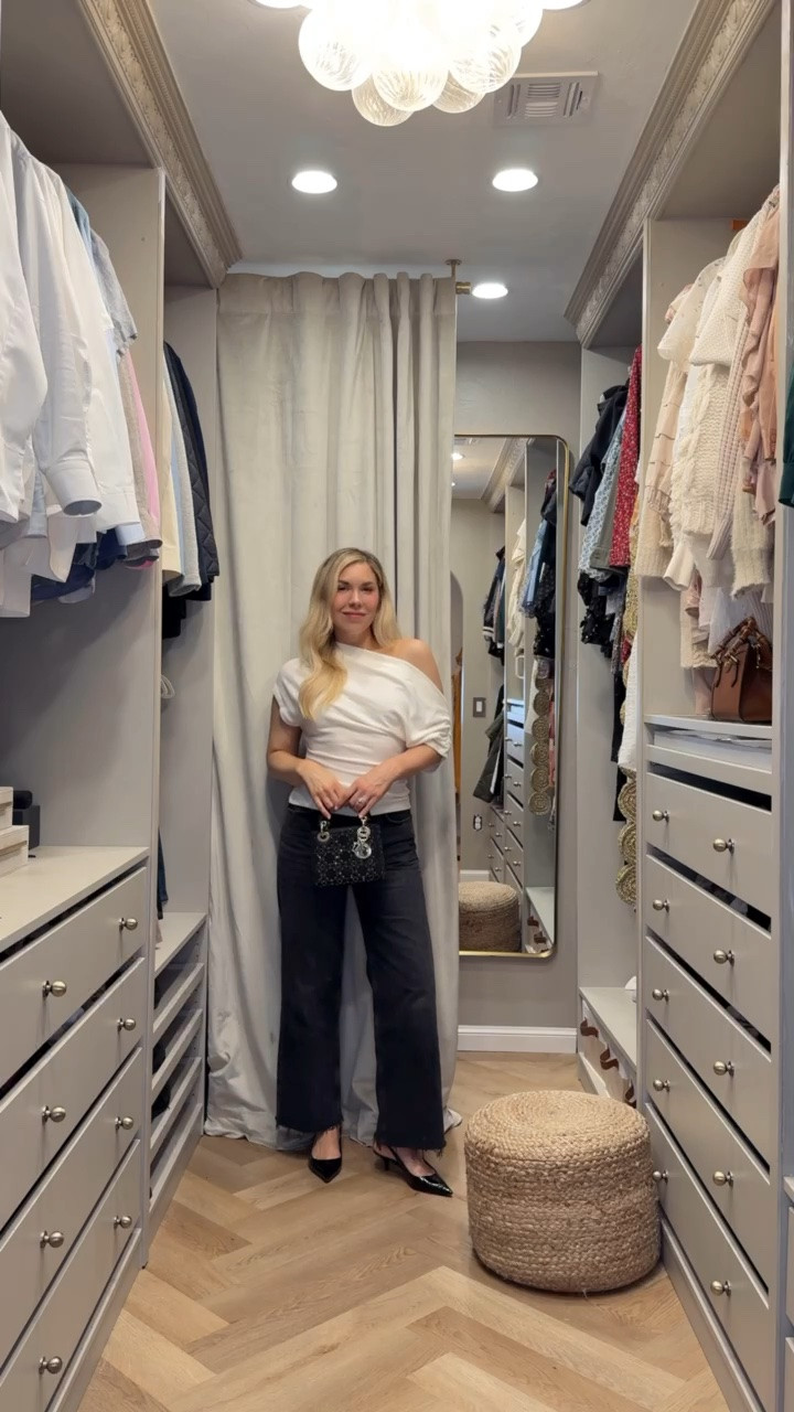 One shoulder top
Date night top
Agolde jeans

#LTKdayinmylife #LTKgrwm #LTKootd