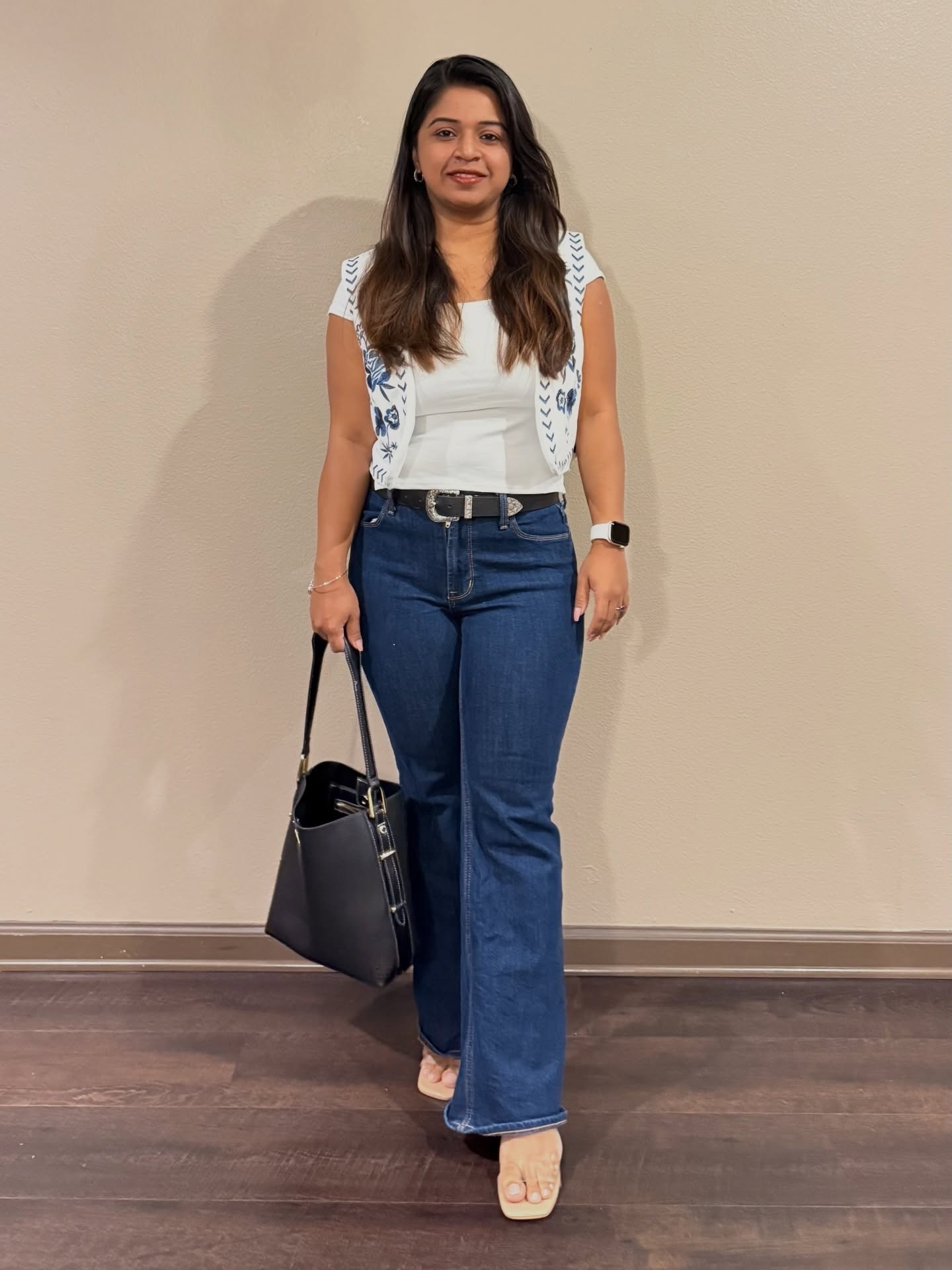 OOTD because basics never go out of style 💙✨

✨Styled with:
Top @hm 
Jeans @oldnavy 
WaistCoat @shein_us 
Bag @calvinklein 
Heels @inc_rtw 

Comment “ OOTD “ for link 😊

Keeping it clean, comfy, and cute today 🤍

#hnm #oldnavystyle #sheinfinds #hmoutfit #oldnavy #sheinstyle #ugccreator #ugccommunity #ugcstyle #contentcreatorlife #creatordiaries #aestheticcreator #viral #trendy #ugc #incrtw

#LTKHoliday #LTKootd #LTKStyleTip