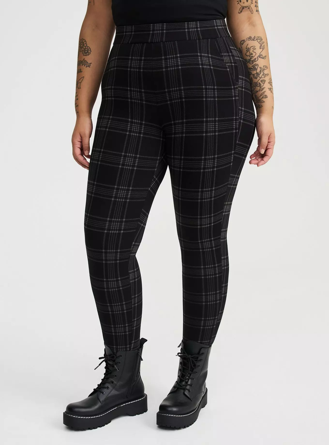 Full-Length Pocket Legging | Torrid (US & Canada)