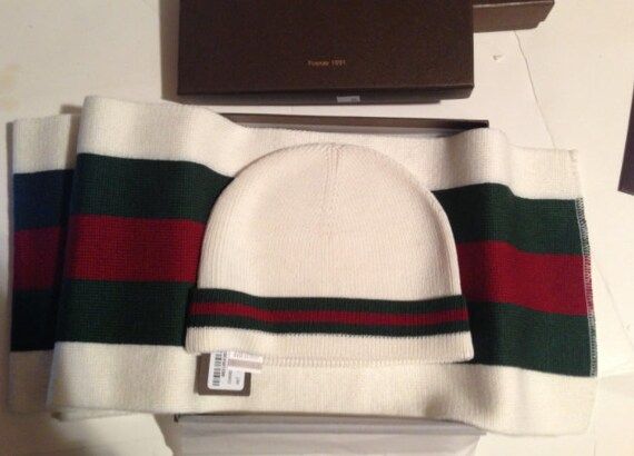 GG White Green Red Green Hat and Scarf Set in Box | Etsy | Etsy (US)