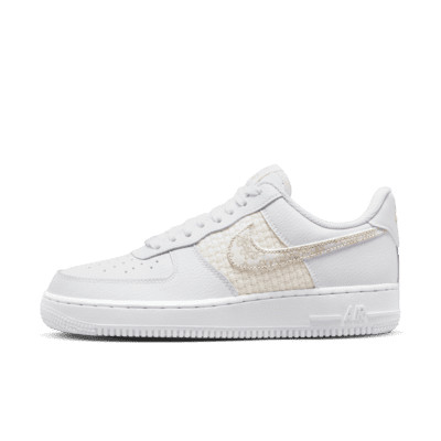 Nike Air Force 1 '07 SE Women's Shoes. Nike.com | Nike (US)