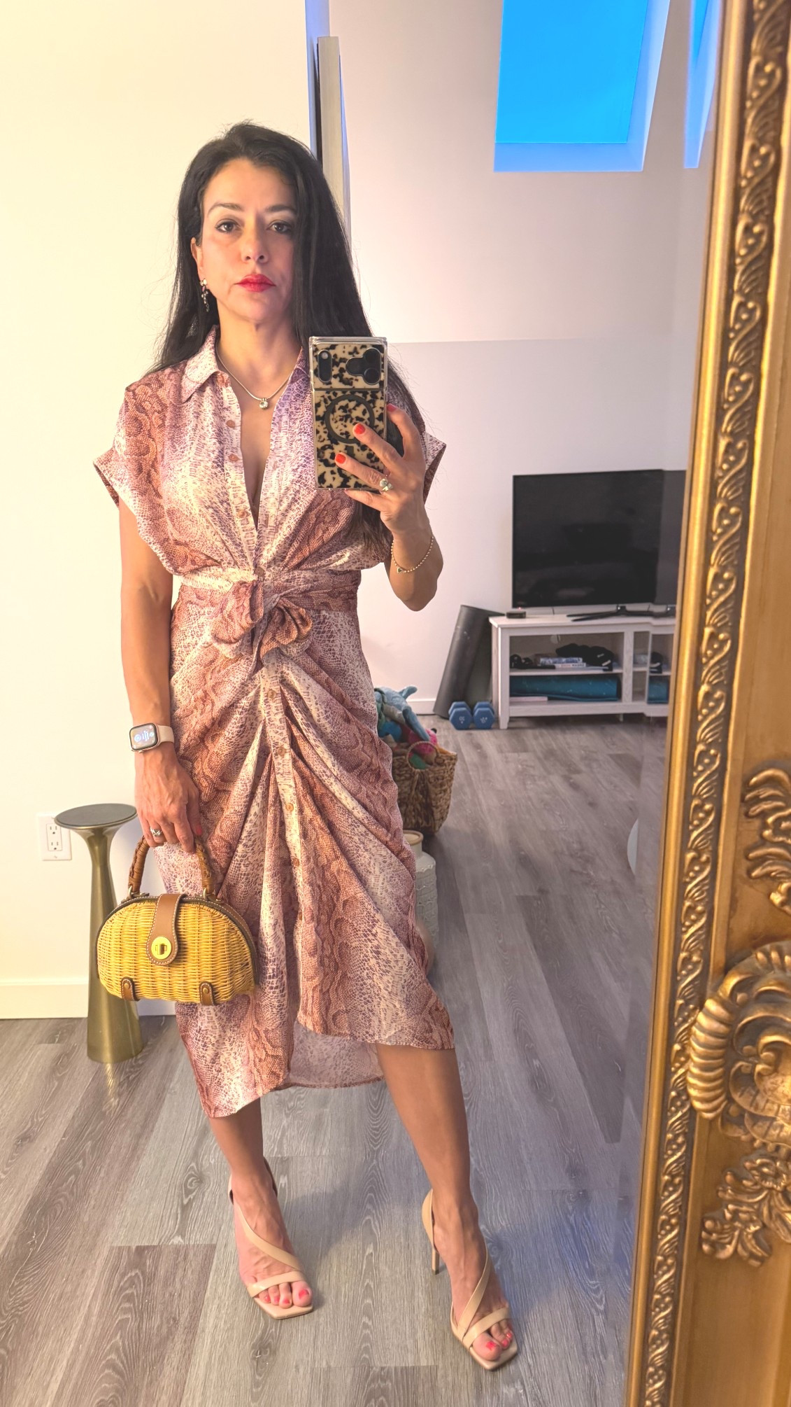 Spring #datenight outfit💕Absolutely love this dress and combining it with a wicker bag, neutral heal and statement earrings- check out the heels on sale 

#LTKdayinmylife #LTKSaleAlert #LTKootd