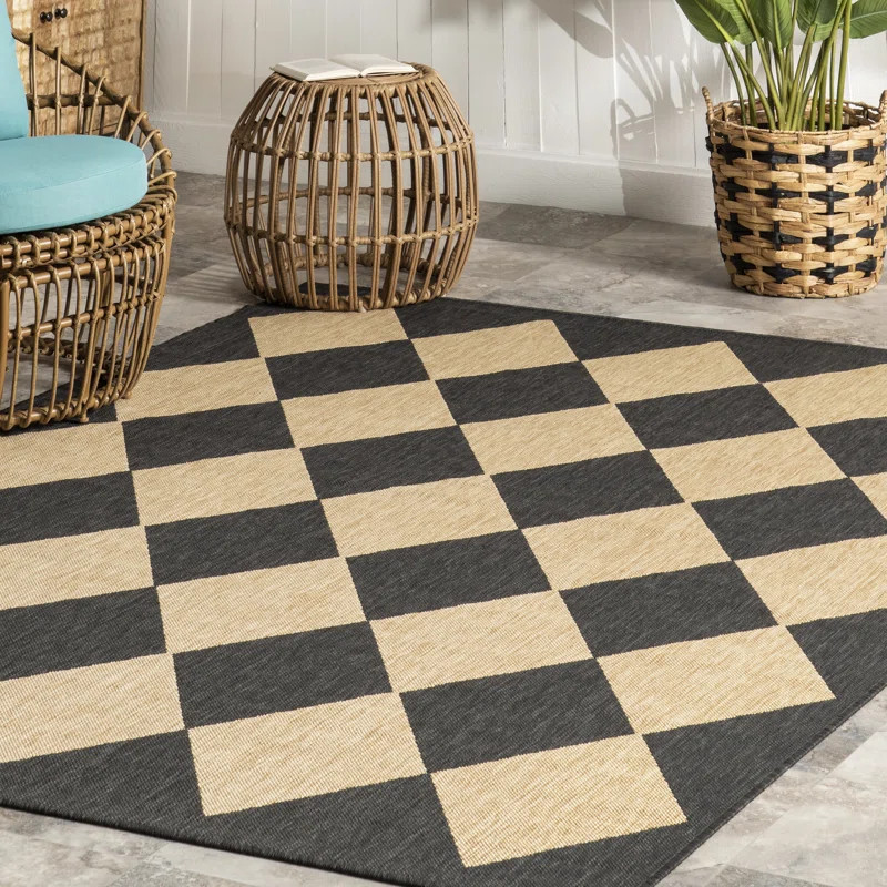 Sabina Diamond Trellis Indoor/Outdoor Area Rug | Wayfair North America