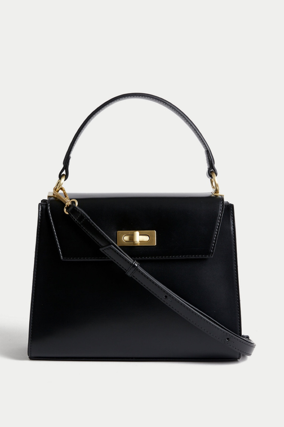 I loveee this bag 🖤🖤

#LTKstyletip #LTKunder50