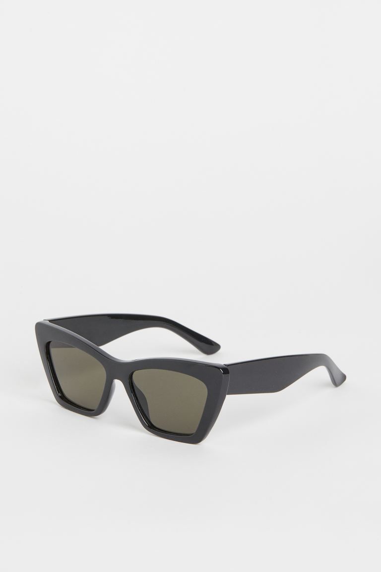 Polarised sunglasses | H&M (UK, MY, IN, SG, PH, TW, HK)