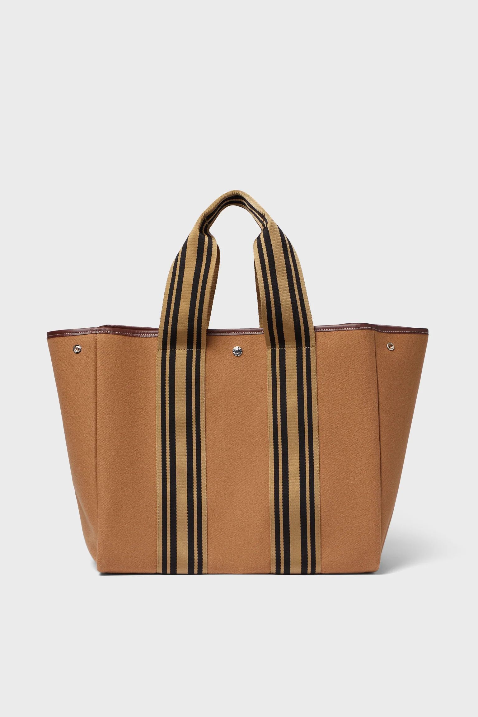 Camel Flannel Equestrian Traversee L Tote | Tuckernuck (US)