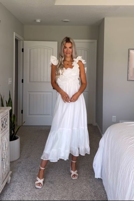 this dress is STUNNING!!! the details are amaze. in a size XS but i need a small — it runs a little snug. sold out from one site so i linked another :)

white dress // bridal dress // engagement party // bride to be // formal dress 

#LTKwedding #LTKparties #LTKstyletip