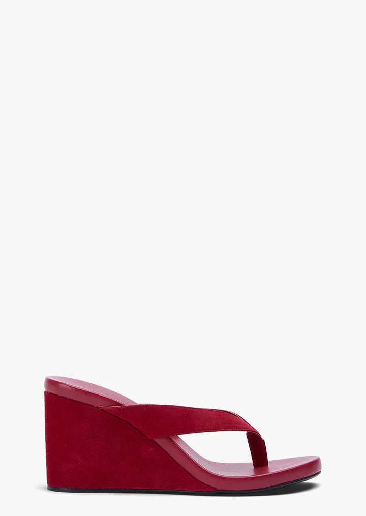 Avanti Scarlet Suede | Tony Bianco US