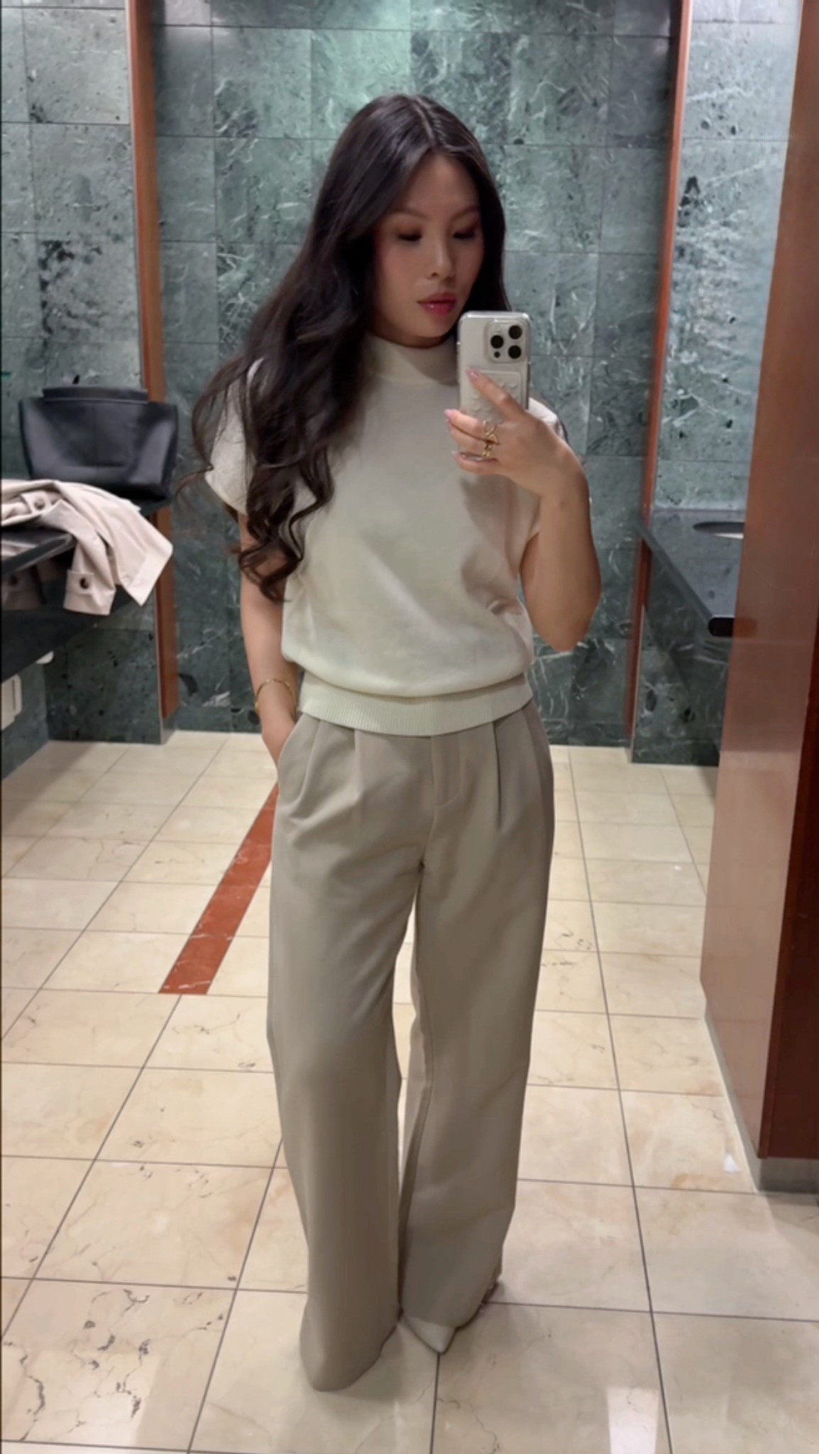 Beige office ootd

Knit • XS
Trousers • w23 short

#LTKuk #LTKworkwear #LTKautumn